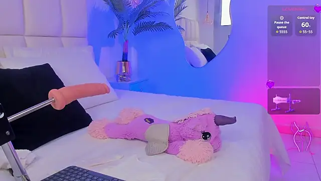 zoe_rivers webcam