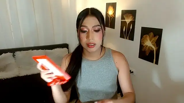 FuckingDolls69 webcam