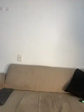 LucianaM_13 webcam
