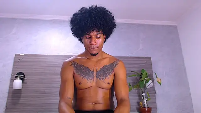 Dilan_Hall webcam