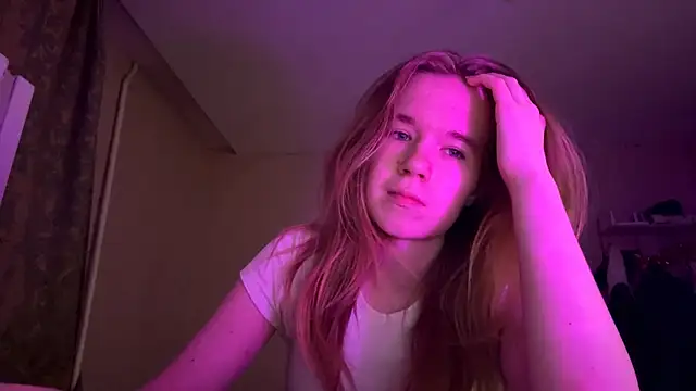 leomajee - LeomaJee's free webcam - UK Sex Cams