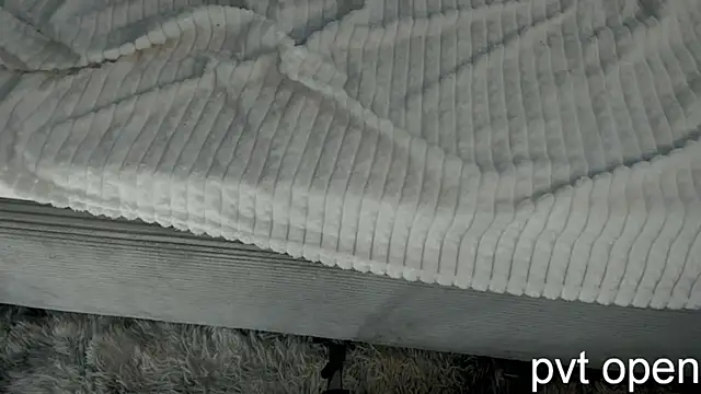 gilded_trace webcam