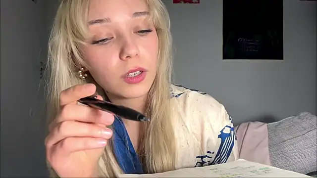 sourmidday - SourMidday's free webcam - UK Sex Cams