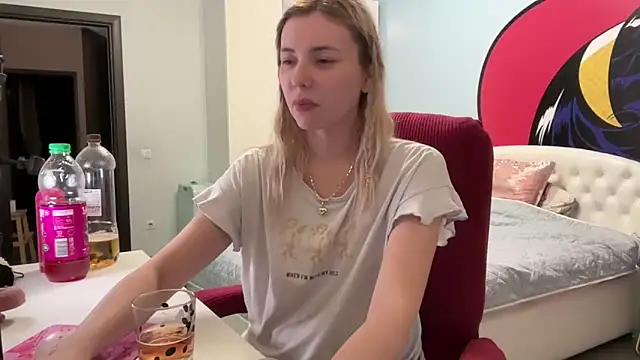 melisacherry - Melisacherry's free webcam - UK Sex Cams