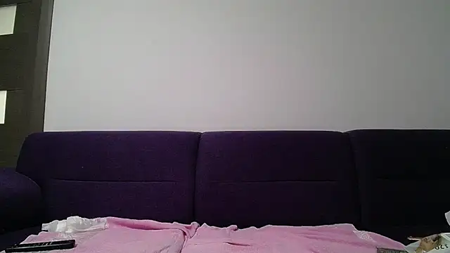 Julianna68 webcam