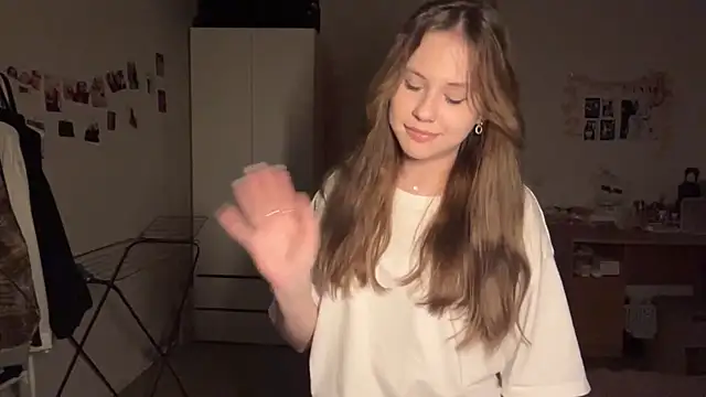 nyellespir - NyelleSpir's free webcam - UK Sex Cams