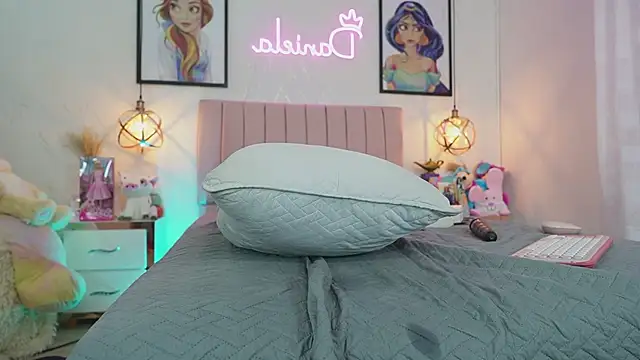 Uskithoew16 - Trans webcam sex chat