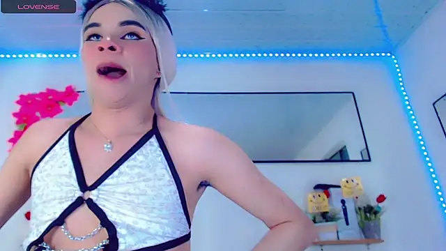 Karla_hot777 webcam