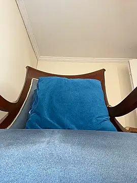LilaRvsh webcam