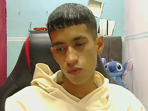 Angelstripboy webcam