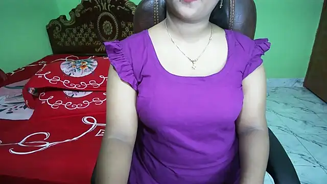 BengaliQueenStar live sex cam