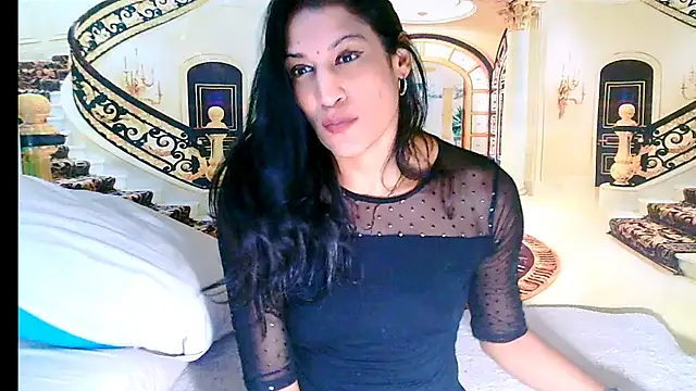 IndianSexcSmyle webcam