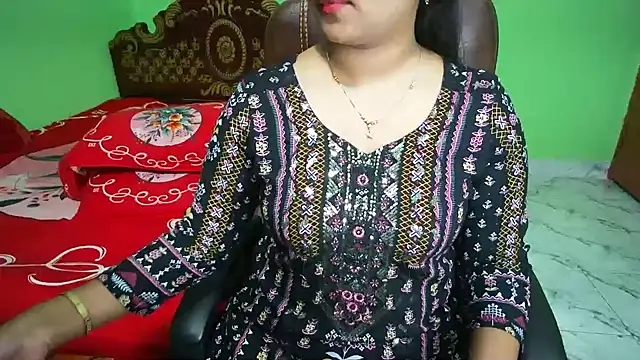 BengaliQueenStar webcam