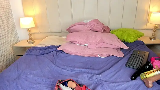 mia__gv webcam