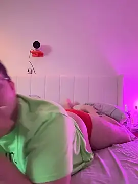 ZetlinRose93 webcam