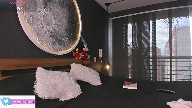 Sarajames webcam