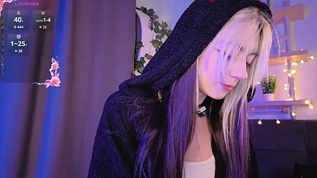 TristaRoht webcam