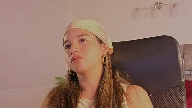 emilyrouxe webcam