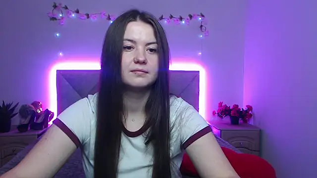MavkaCute webcam