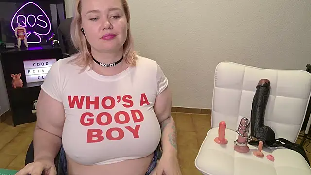 MargotGrey webcam