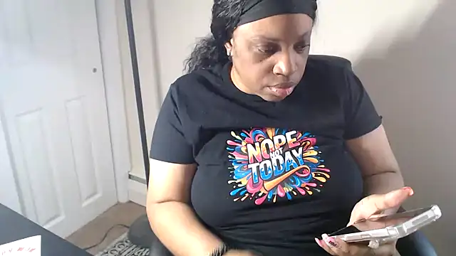 Sexymona1218 webcam