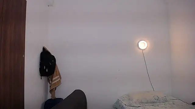 yselahot webcam