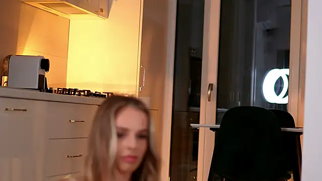 ElaraShine webcam