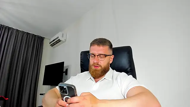 Findom_guy webcam