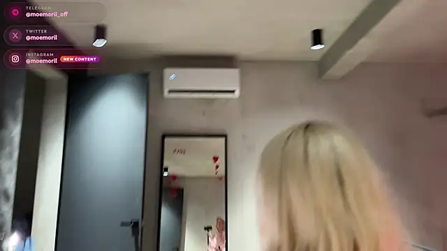 Golden_Aline webcam