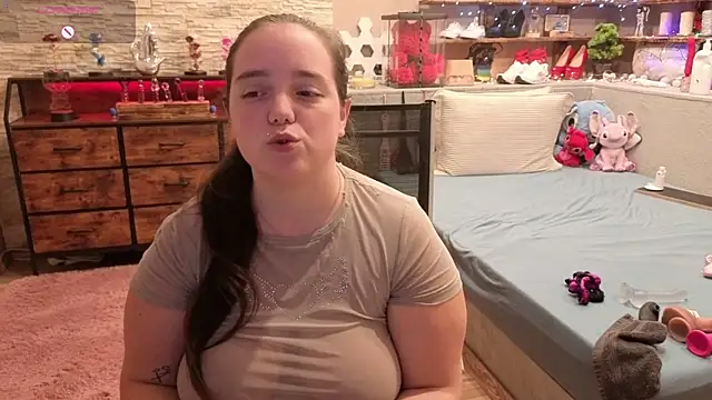 Kimberly-Caprice webcam