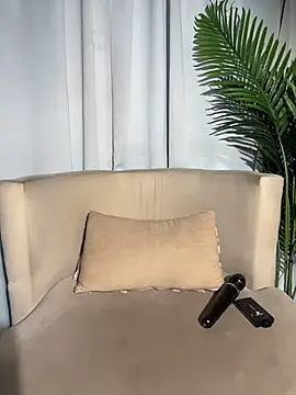 MiaFoxie_ webcam