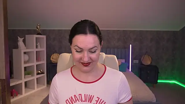 VelvetLuck webcam