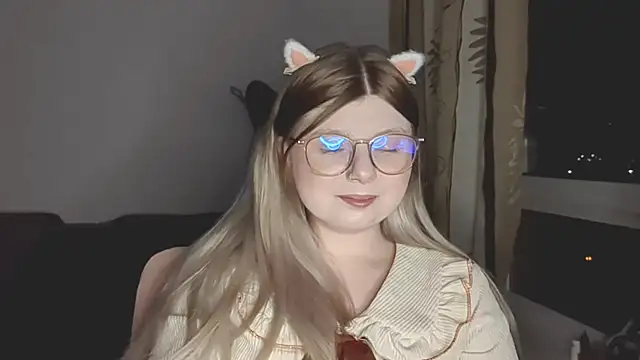 YukiBlush webcam