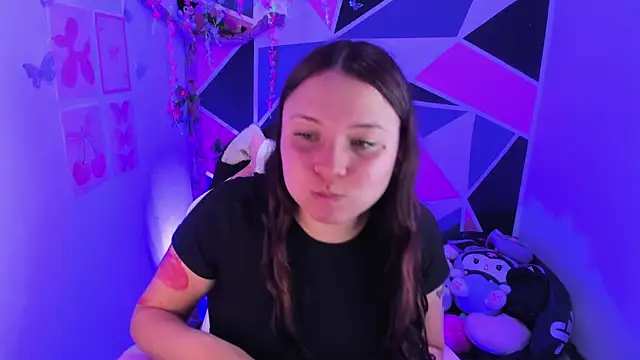 little_emma0 webcam