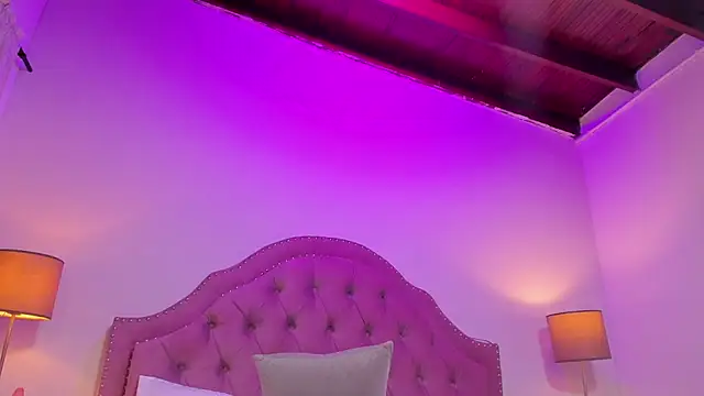 Mia_Culpa live sex cam