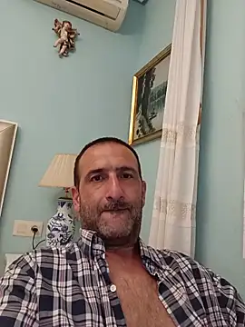 dantrov79 - DanTrov79's free webcam - UK Sex Cams