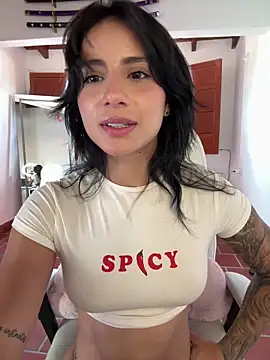Ale_Lewis webcam