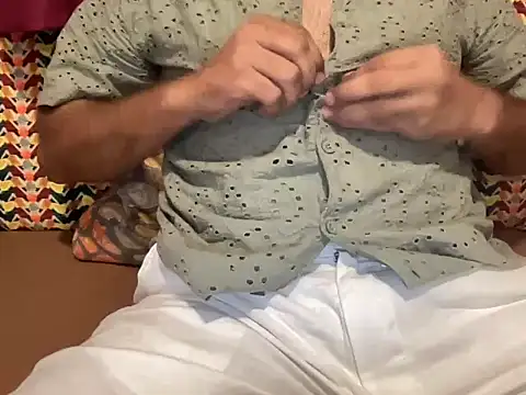 slavekinky001 webcam