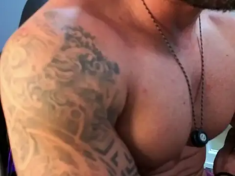 OwenMaximus814 webcam