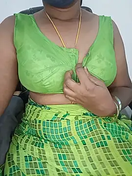 Tamil-hotwife webcam