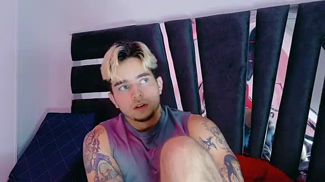 AliceandMax live sex cam
