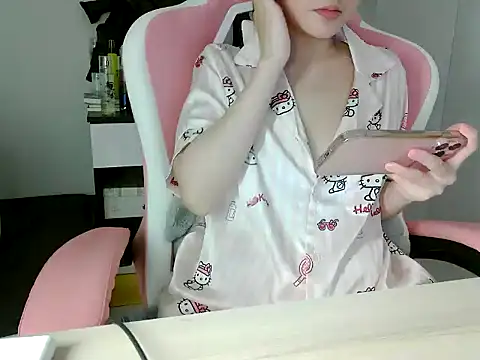 lucienguyen webcam