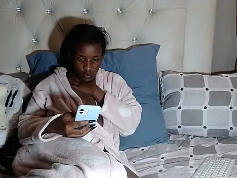 BLACKDIAMOND1821 webcam