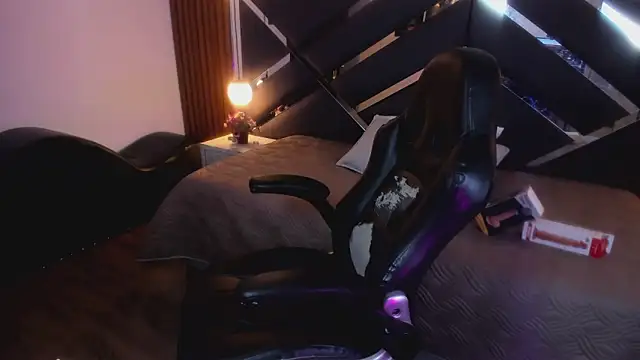 Kittie_Vixen webcam