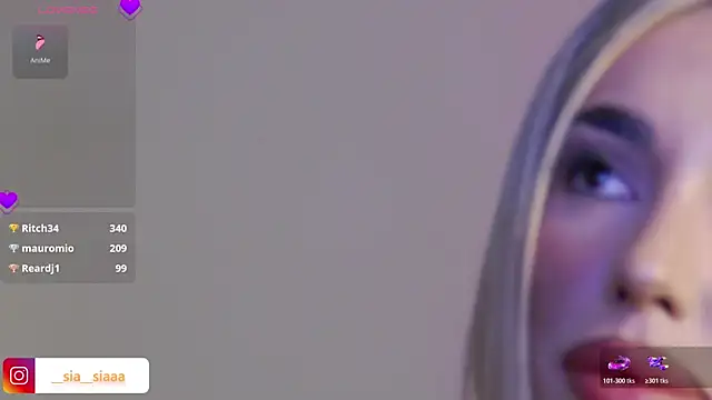 ArianaArianna webcam
