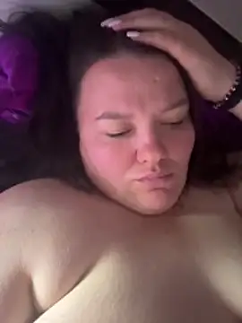 SunnyLeila2101 webcam