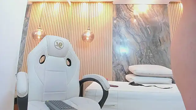 mary_spencer webcam