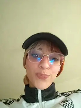 Dani-peggin webcam