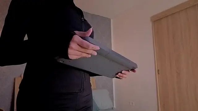 Lucia_Brown_ webcam
