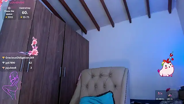 SkyeGabbyRose webcam